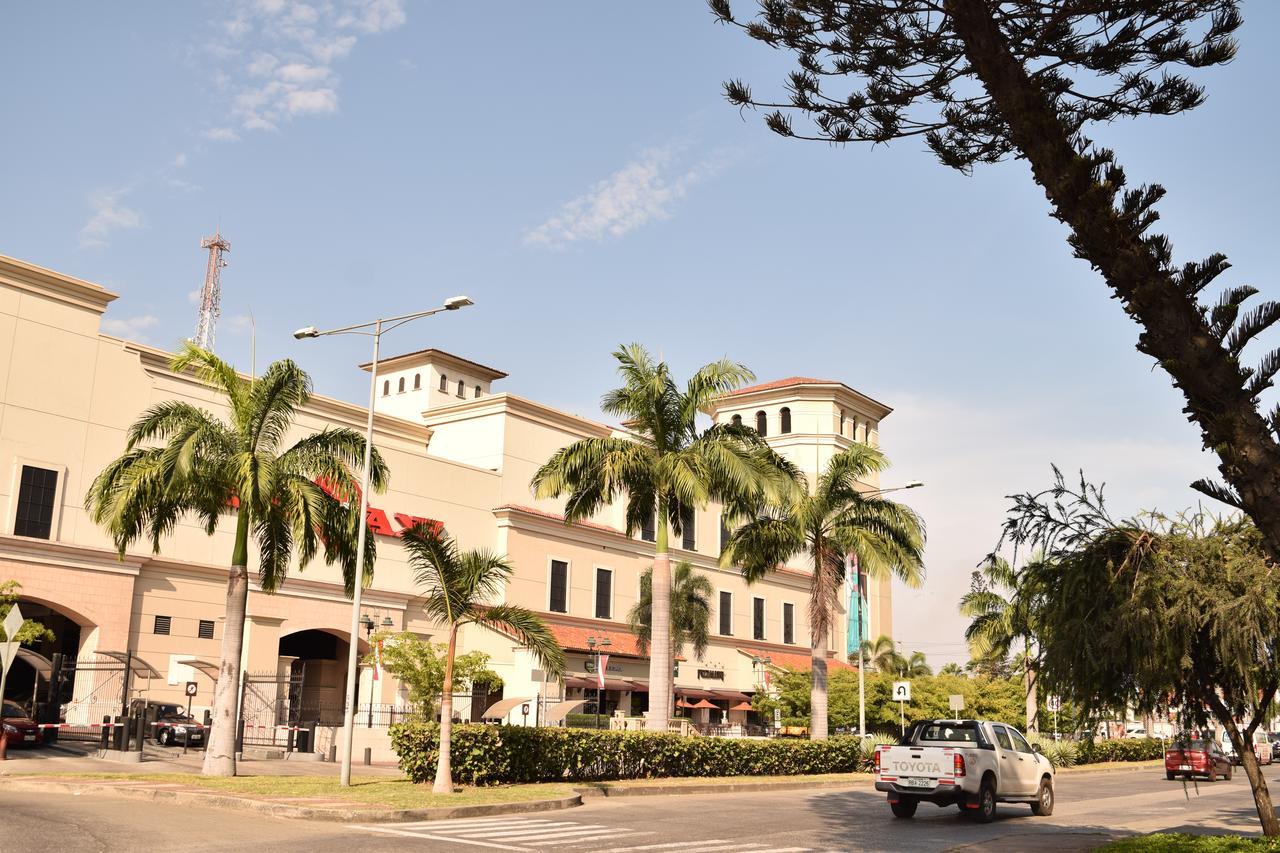 Alojamiento Castelnouvo, Entre Rios, Guayaquil, Ecuador Ngoại thất bức ảnh